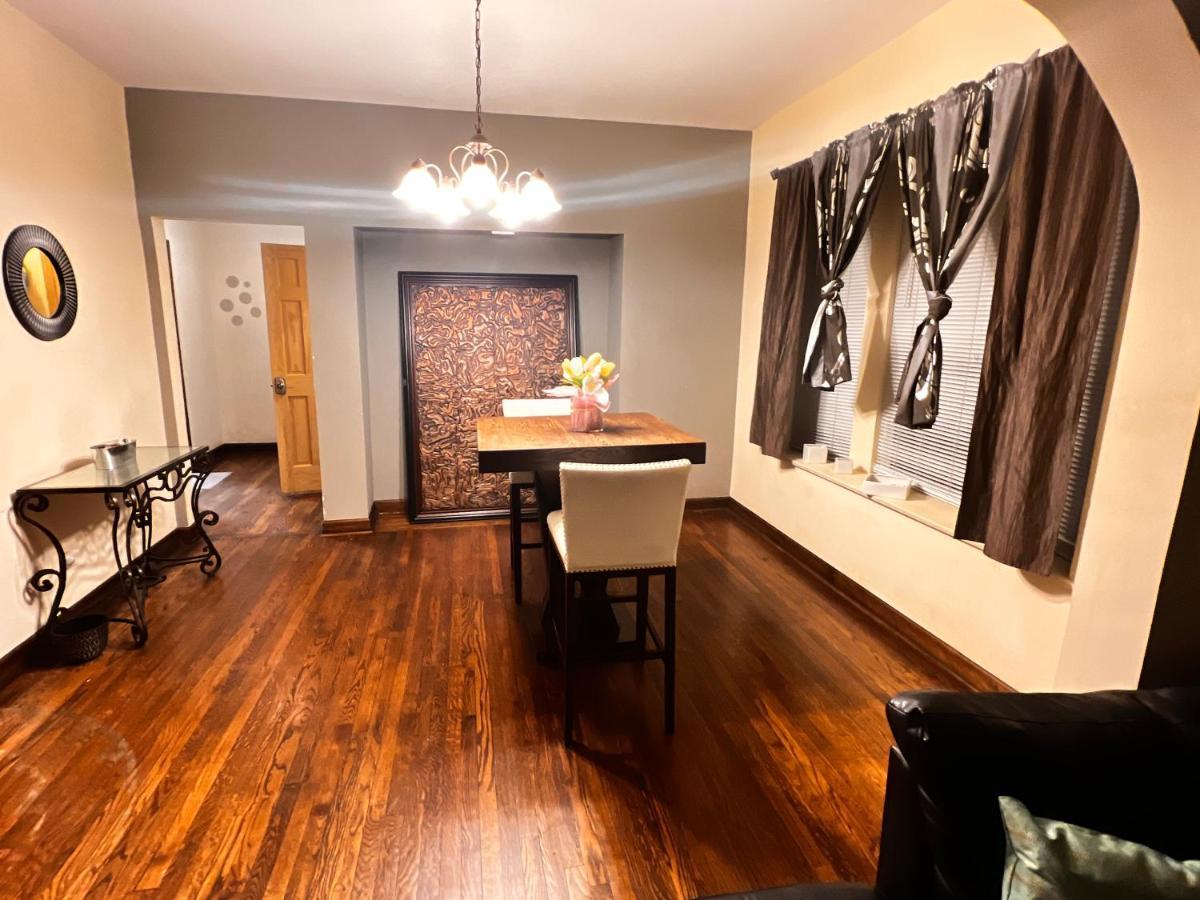 Clean, Spacious, Inexpensive Queen Br Chicago Exterior foto